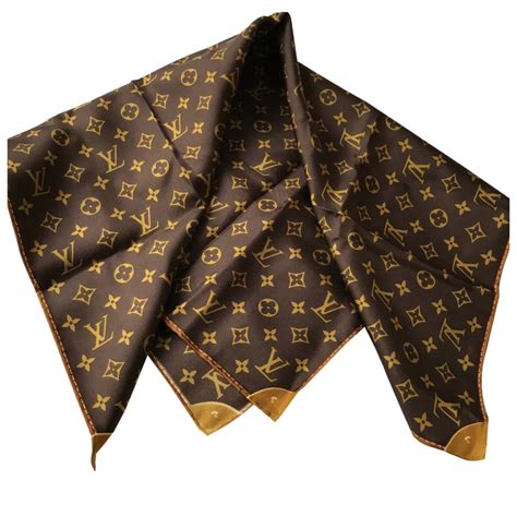 louis vuitton women's scarf